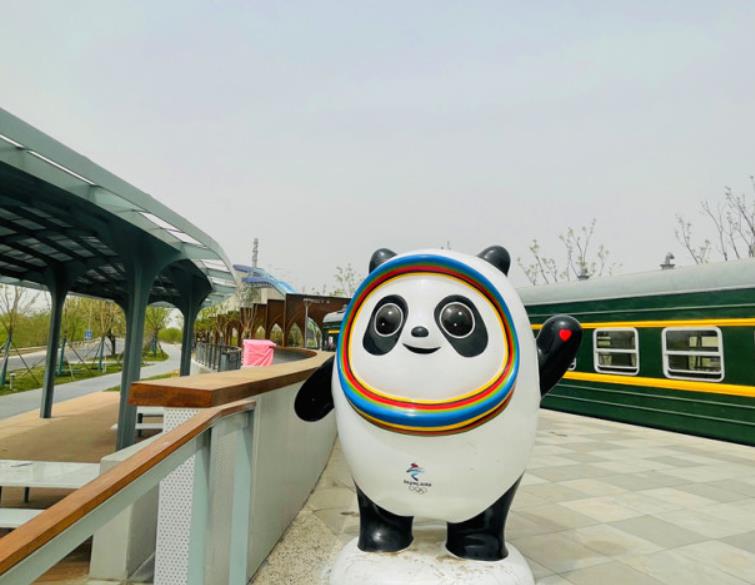 冬奧公園與首鋼園實(shí)現(xiàn)互聯(lián)互通，多個(gè)景觀節(jié)點(diǎn)五一迎客